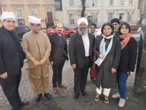 The delegation on part of the campus tour